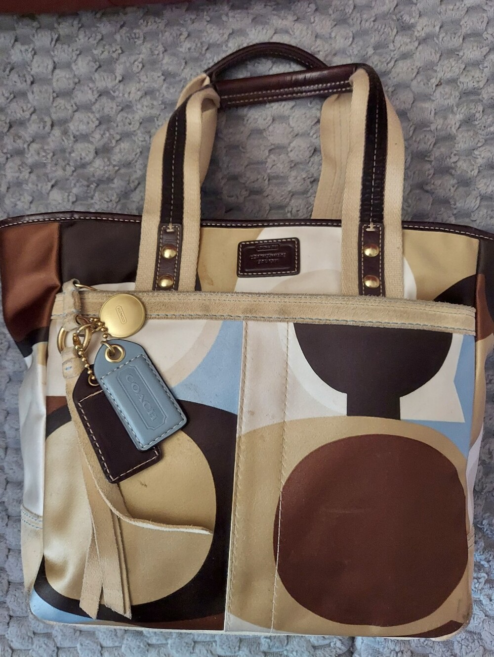 Lg COACH Beige Multi Circle Print Tote Bag with Blue Accent
